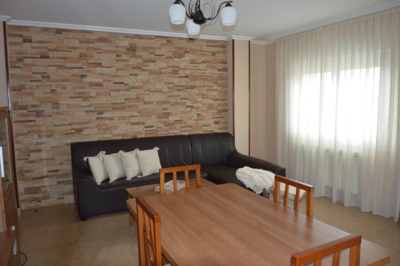 Piso Da Empegada Daire Arzúa Dış mekan fotoğraf